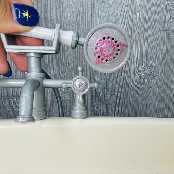 American Girl 18” Claw Foot Bath Tub with Shower Bubbles pretend play set bath - Picture 6 of 12